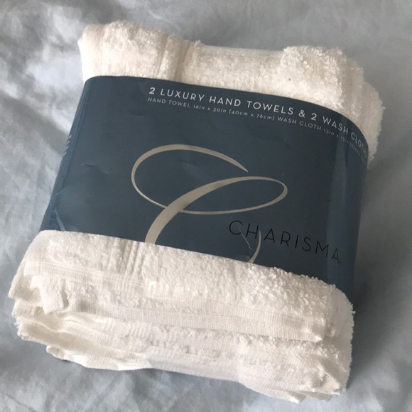 Charisma 4 piece 2 wash cloth hand towel white nwt